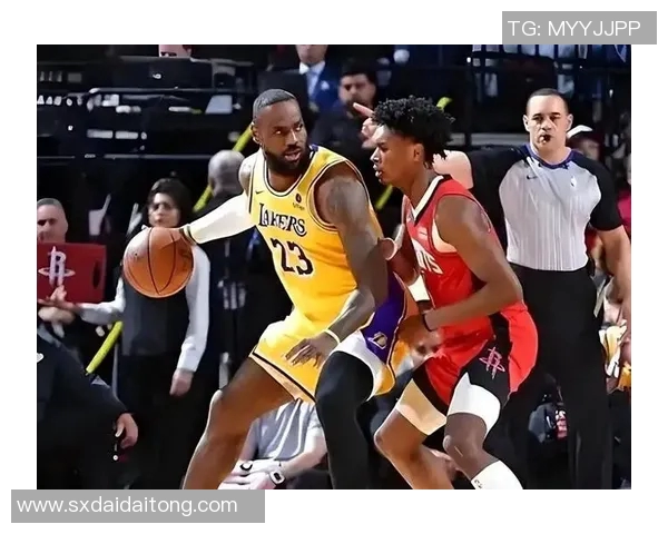 2002年湖人对决火箭的经典时刻与篮球传奇的交汇之旅